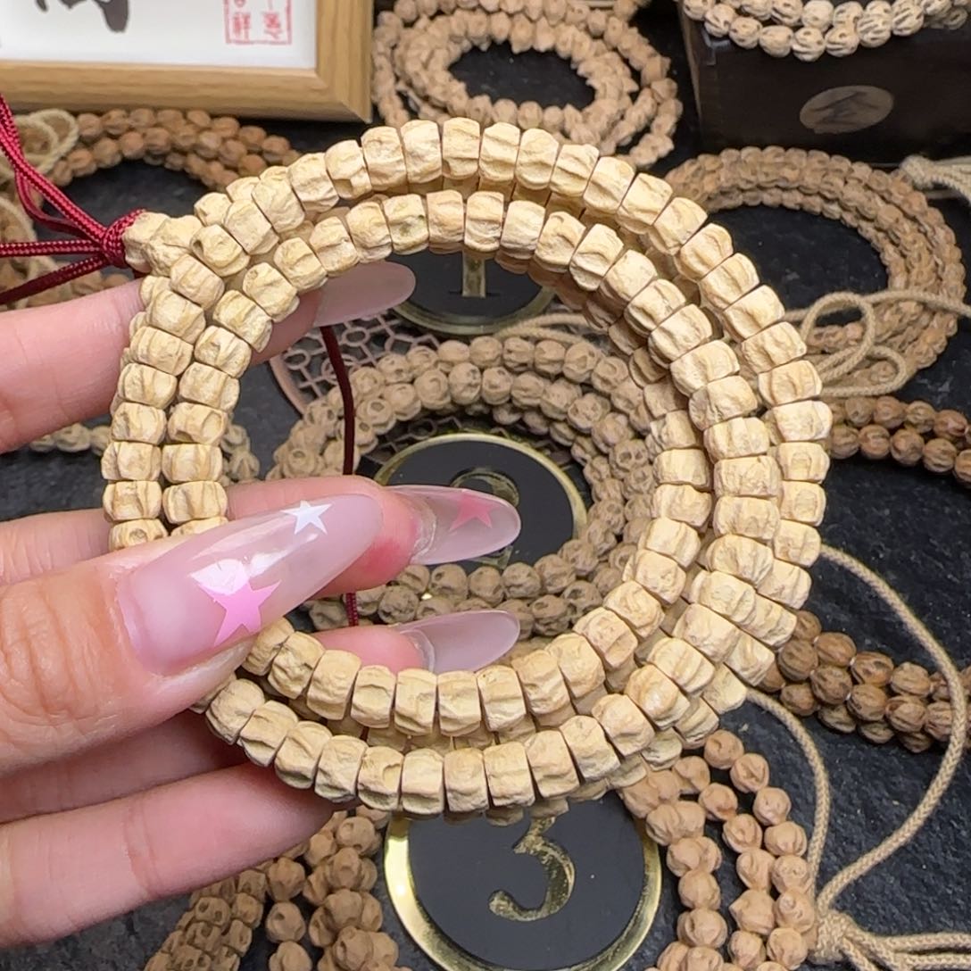 柏香籽/百香籽吊坠一***人