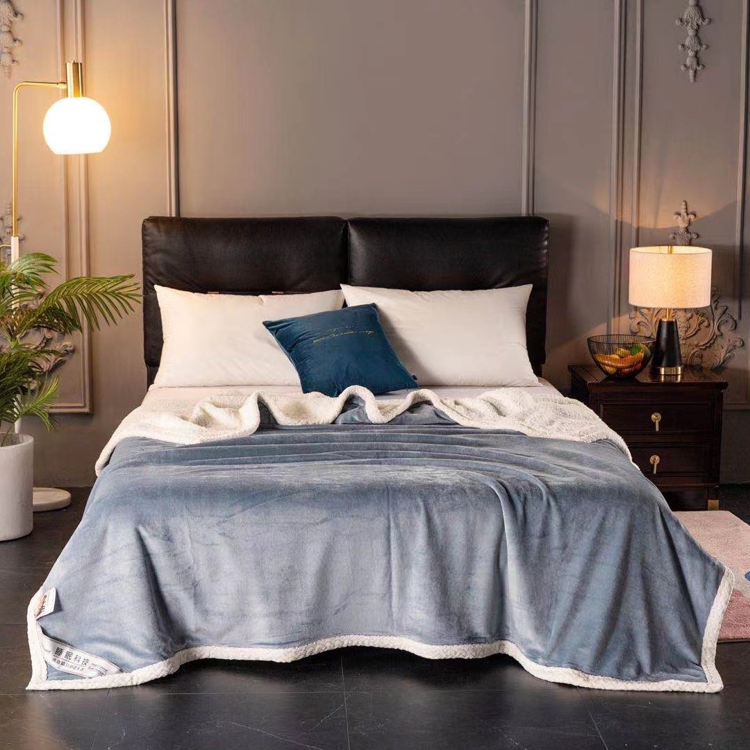 FL  秋冬保暖羊羔绒珊瑚绒复合毛毯 小号