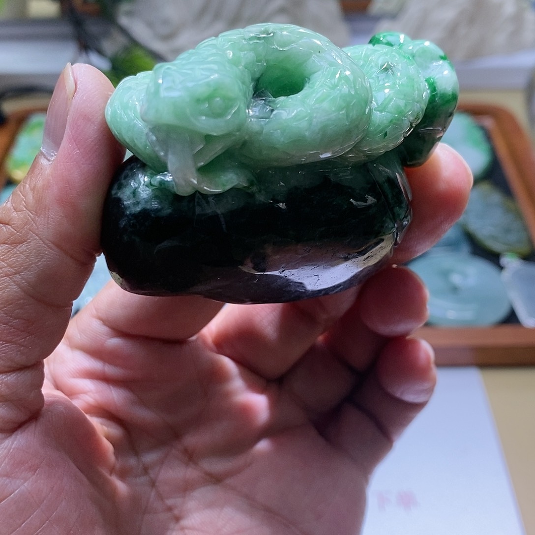 【闪购商品】翡翠颈饰未镶嵌11111111111111