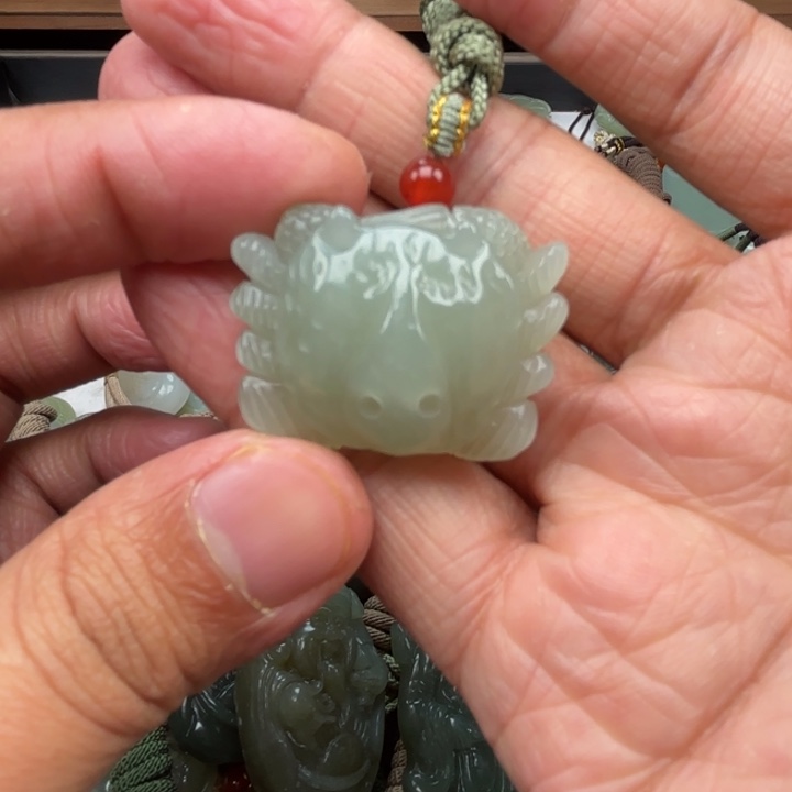 和田玉吊坠未镶嵌