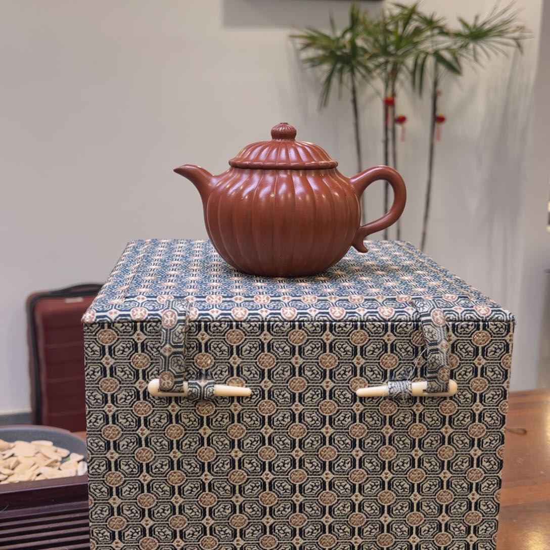 紫砂茶壶浮**露紫砂 原矿泥料