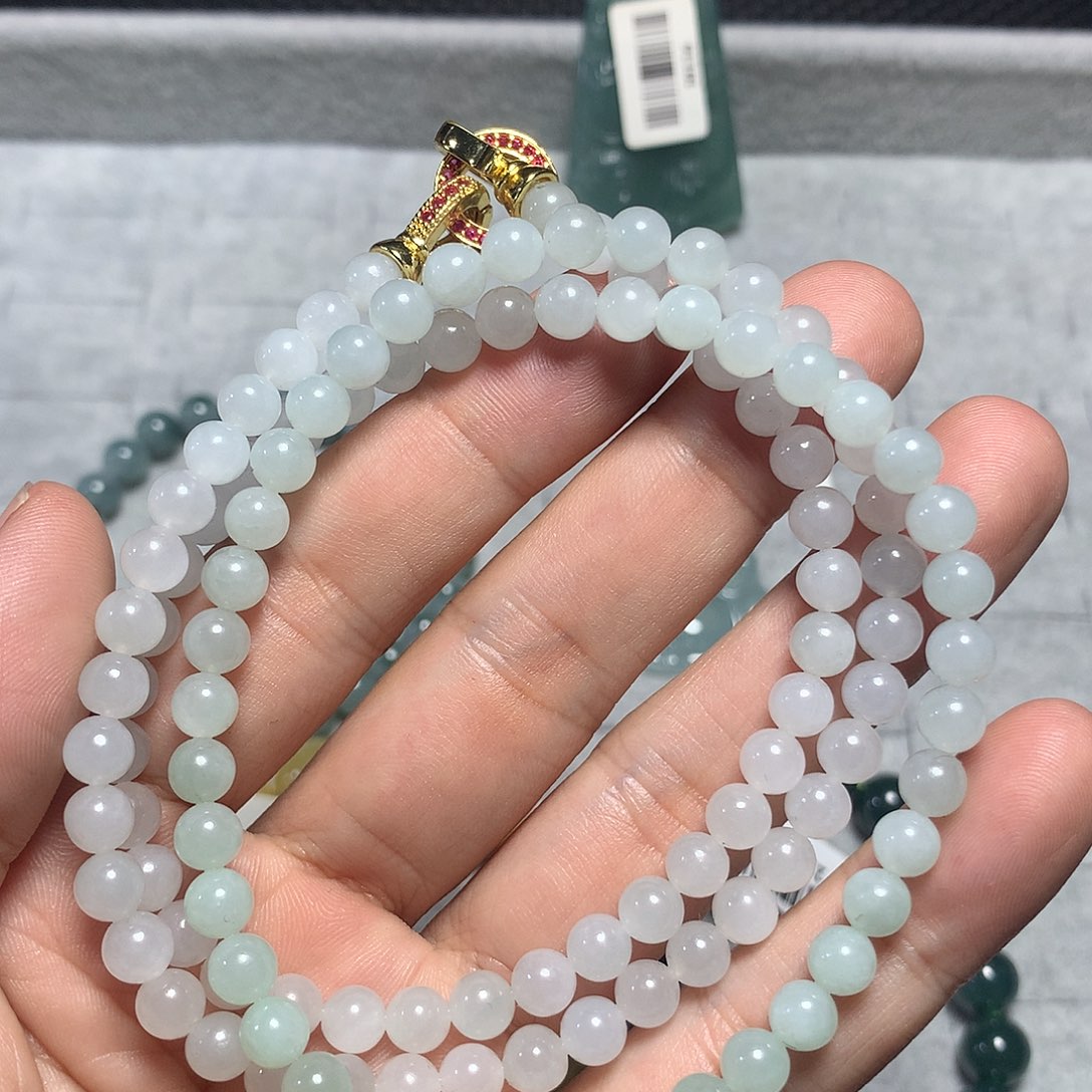 定制翡翠未镶嵌项链