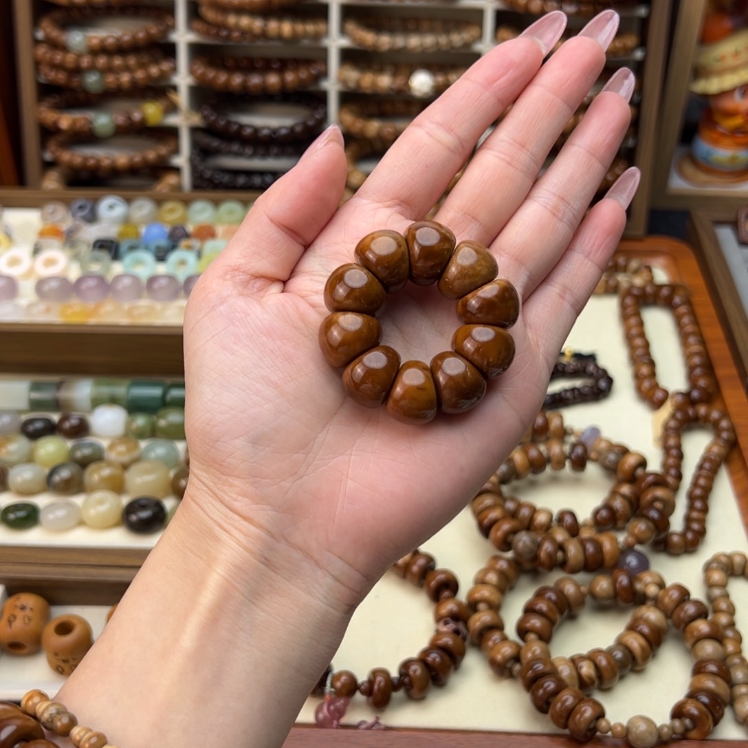 吊坠库克特级大肠蒜瓣手捻（微瑕）