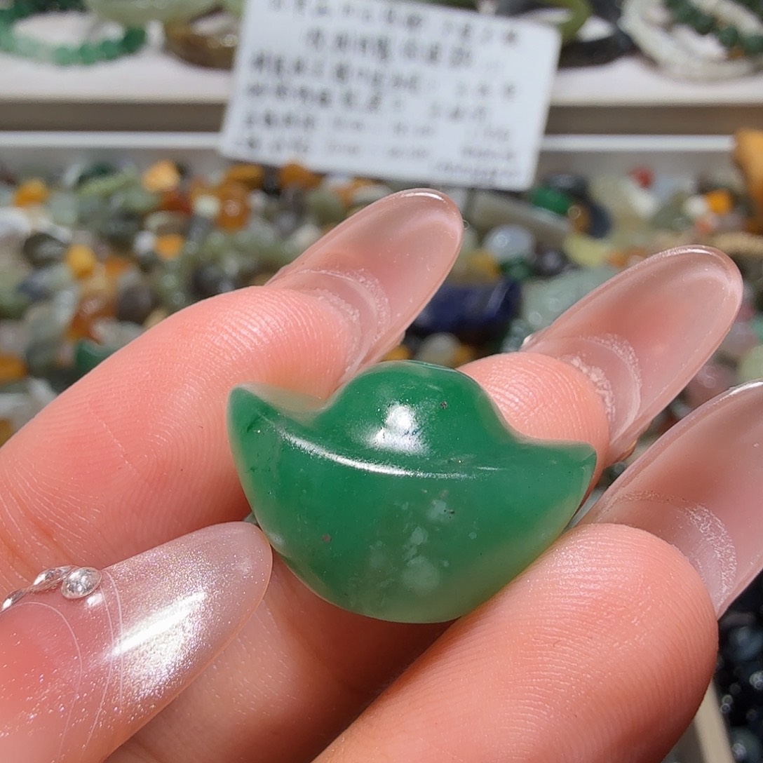 和田玉未镶嵌珠宝奇石