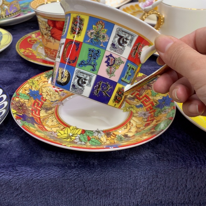 瓷片全套的小可爱都有