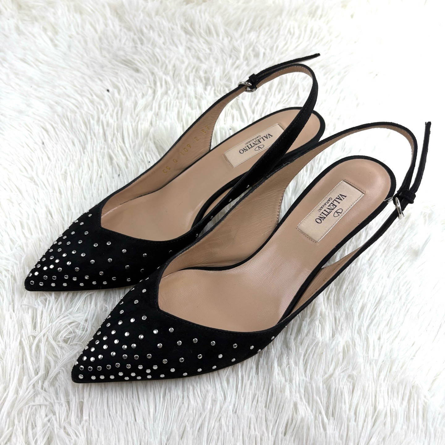 99新 Valentino/华伦天奴 黑色水钻高跟鞋37码