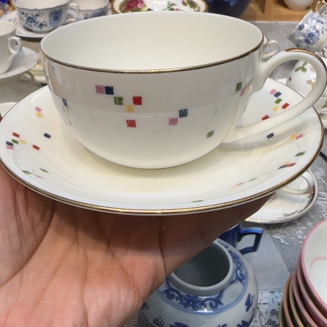 雨***子咖啡杯里的咖啡是我的最爱了