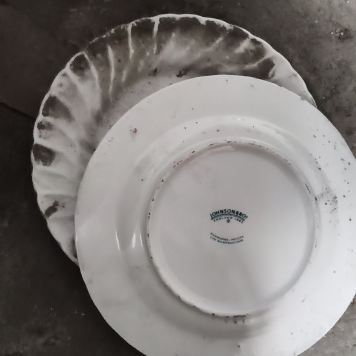 陶瓷盘子碗啥都有