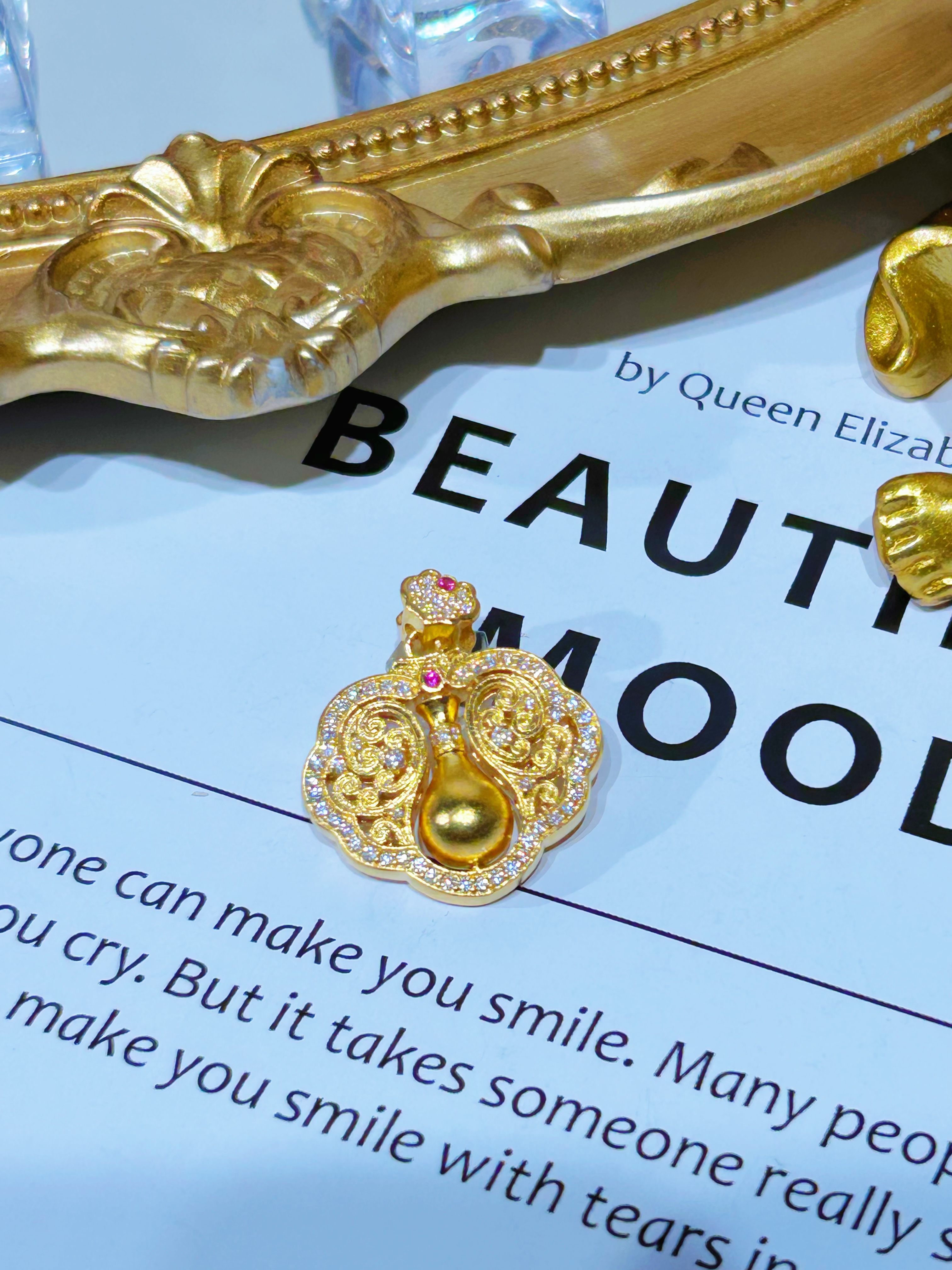 足金999  平安如意锁吊坠 黄金镶嵌莫桑  5G工艺