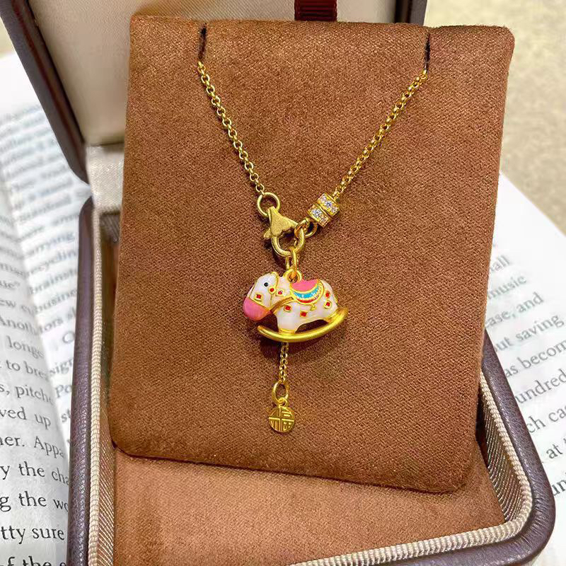 铜合金项链 国风珐琅旋转木马项链女士新款可爱时尚百搭锁骨链