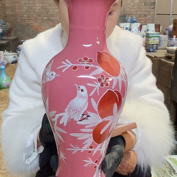摆件陶景德镇高温陶瓷鱼尾瓶桃红推白