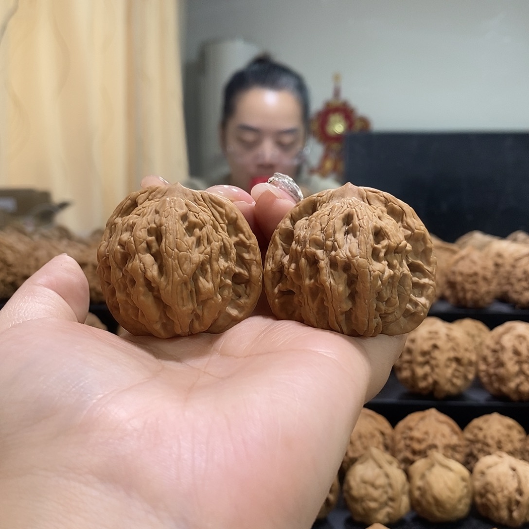 把件文玩核桃44粗筋虎头