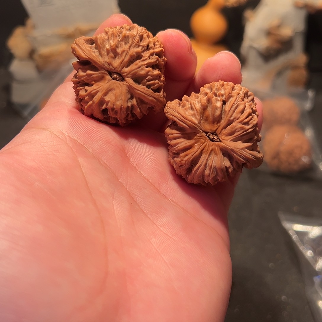 文玩核桃把件涿鹿一代南疆石40