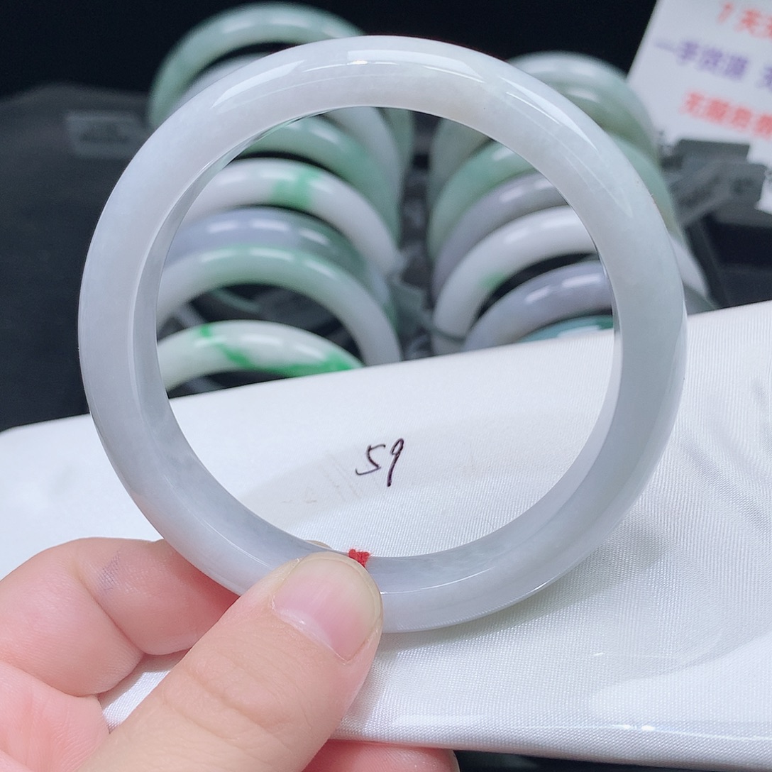 翡翠未镶嵌手镯407