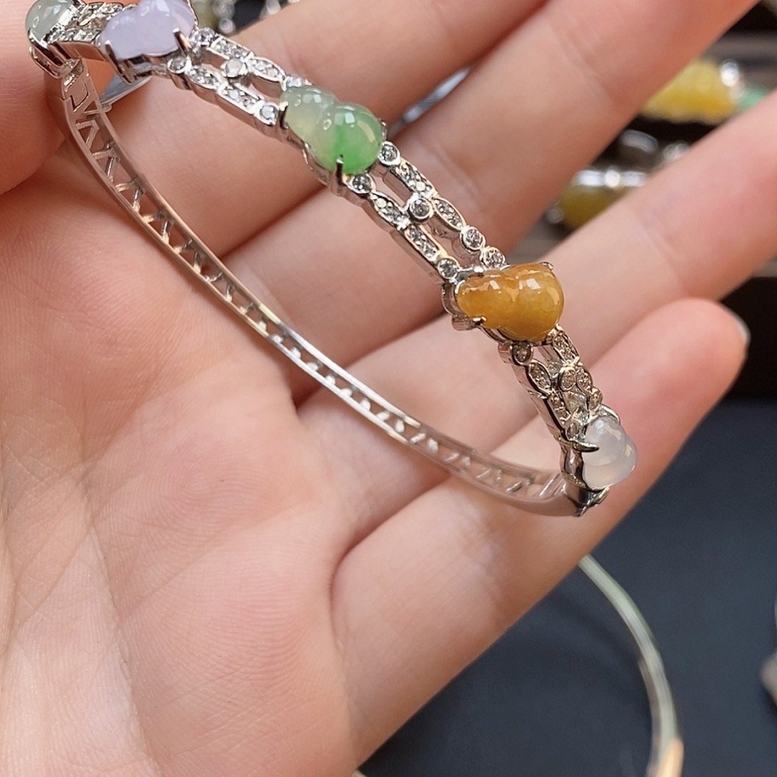 颈饰银S925镶嵌翡翠16639