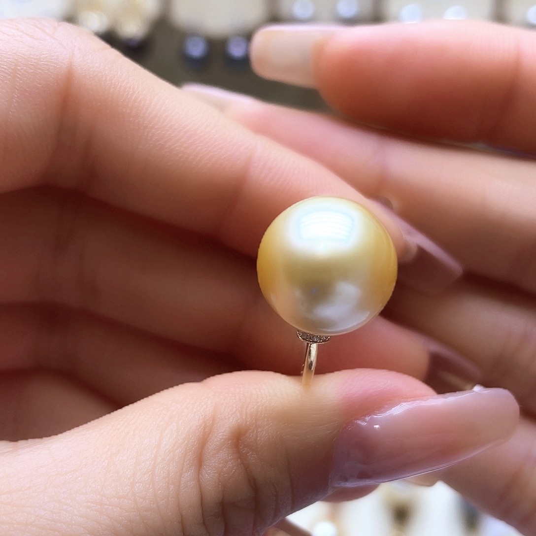 海水珍珠戒指18K金镶嵌