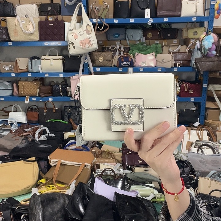 蚕丝156健健康康平平安安