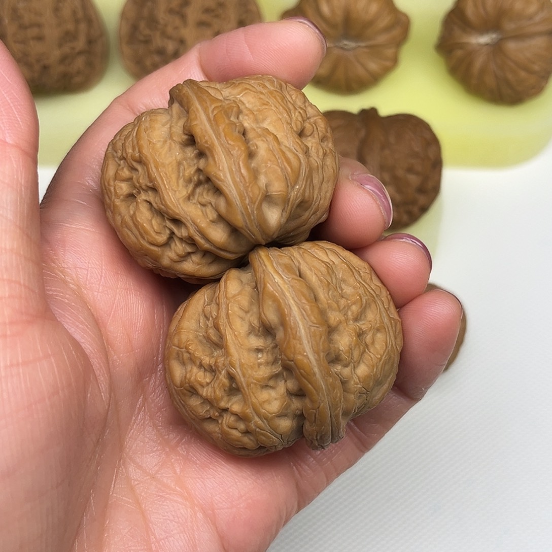 一***草吊坠文玩核桃元宝