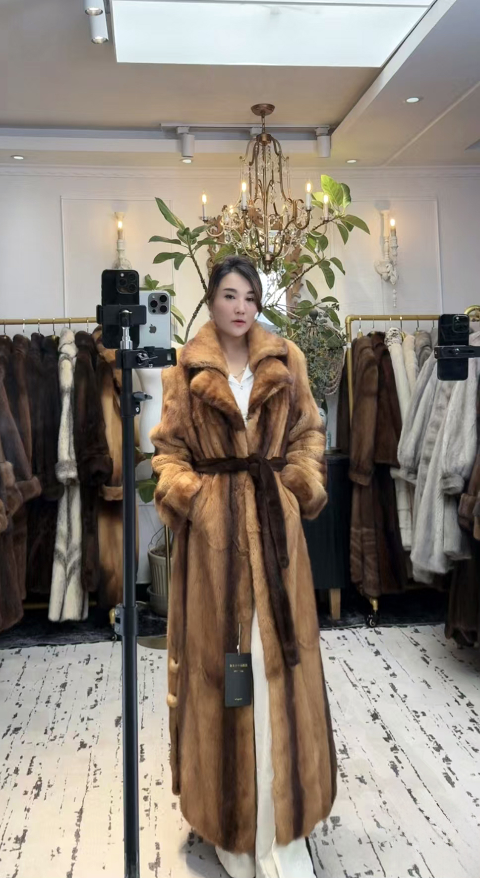 G173 黄金色 貂皮大衣 132 长  胸围110 中古皮草