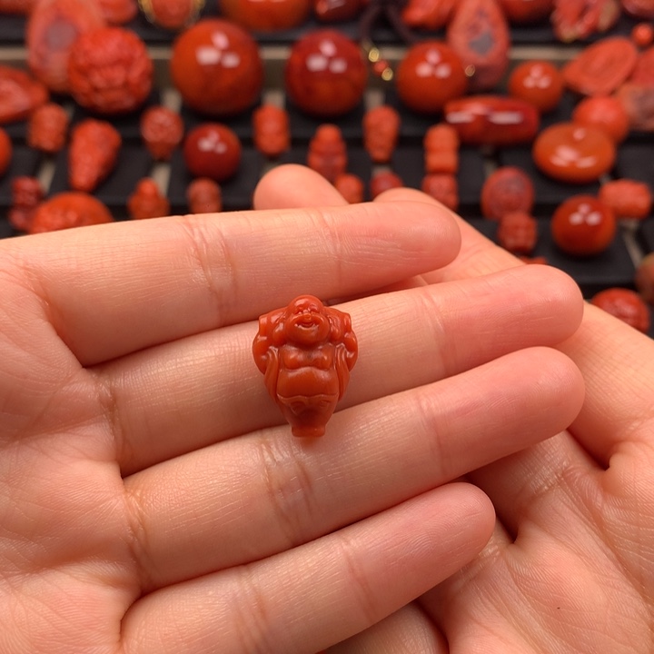 未镶嵌弥勒佛三通14MM+南红玛瑙