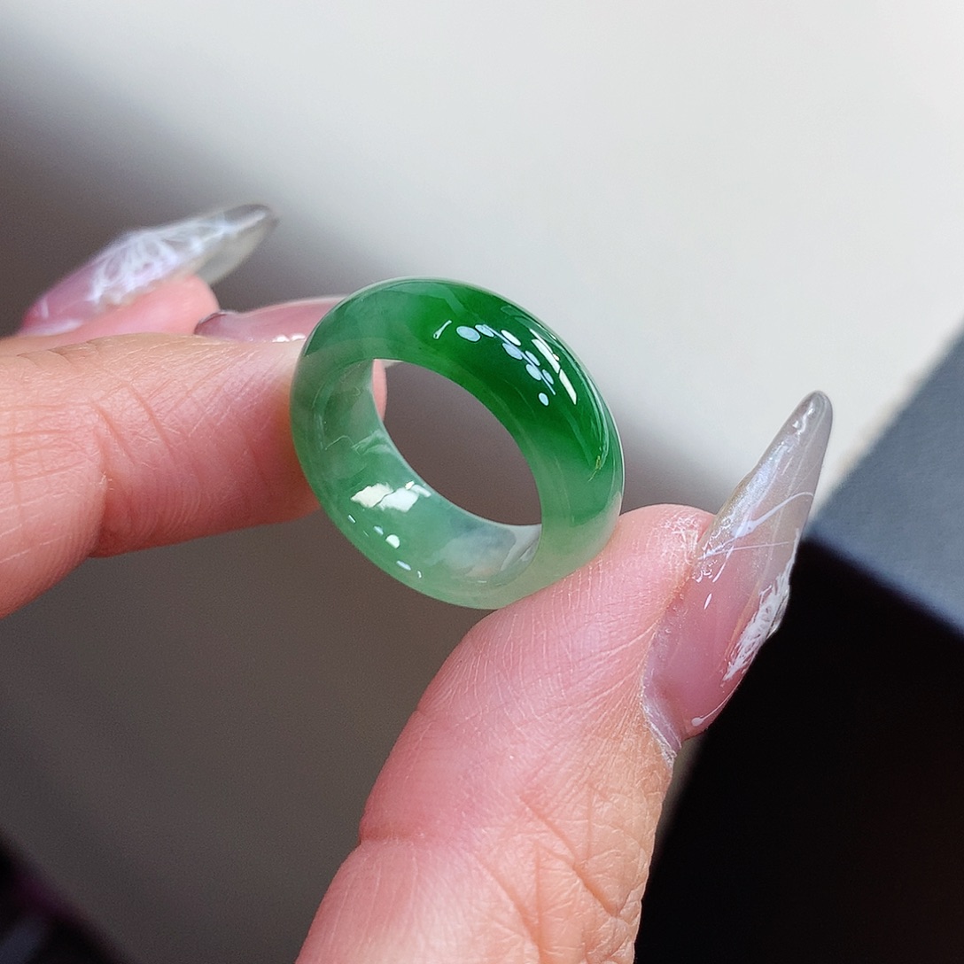 翡翠戒指未镶嵌11号