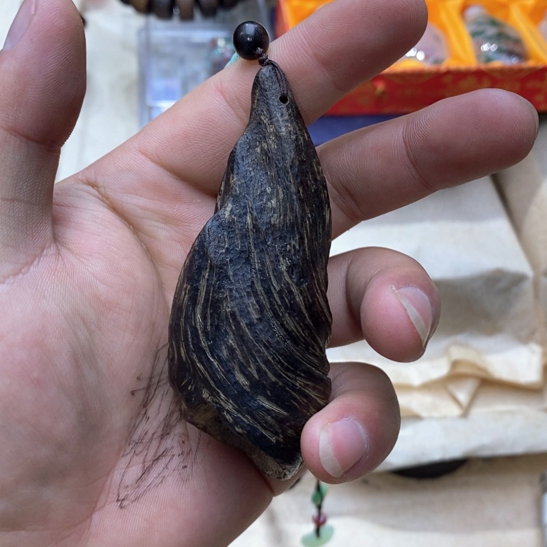 大叶紫檀（黑酸枝木类）