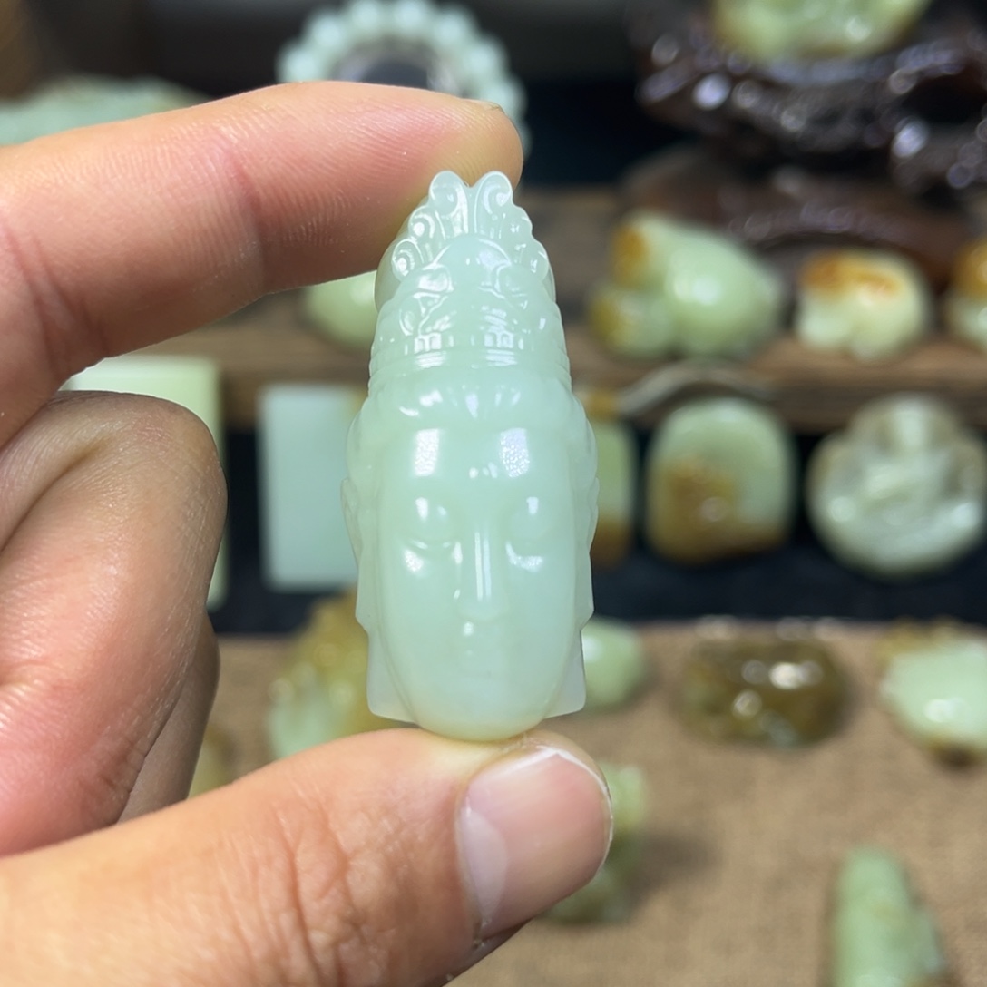 *****和田玉未镶嵌挂件