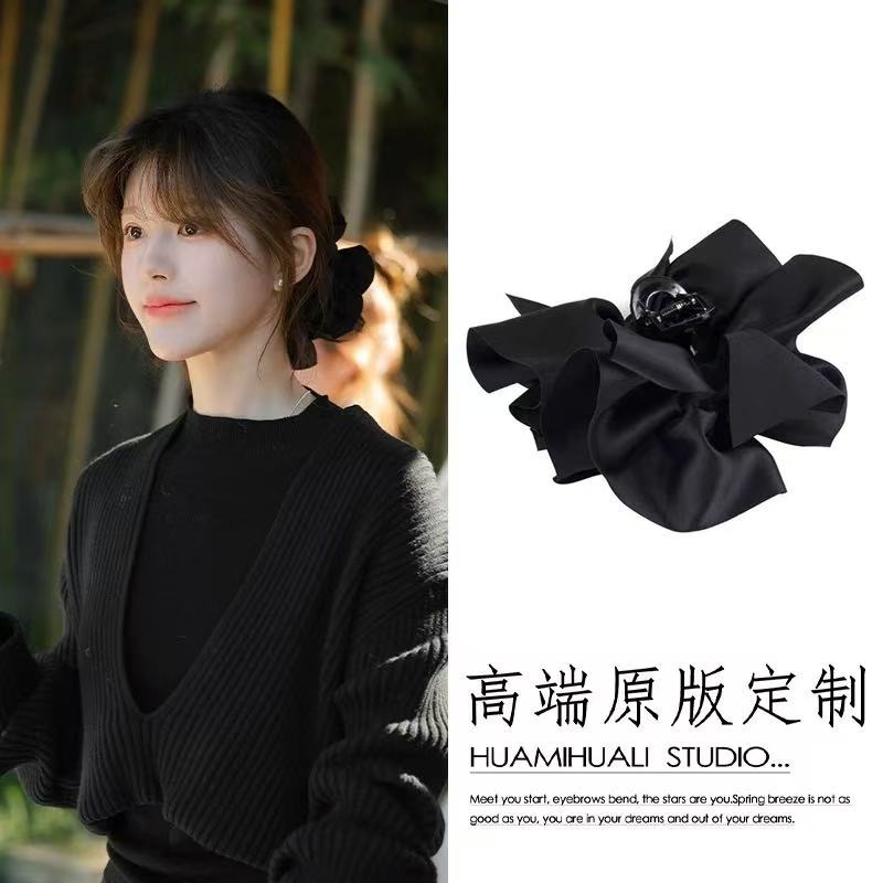 在逃公主头饰~缎面大蝴蝶结发抓鲨鱼夹后脑勺ins夹子1244