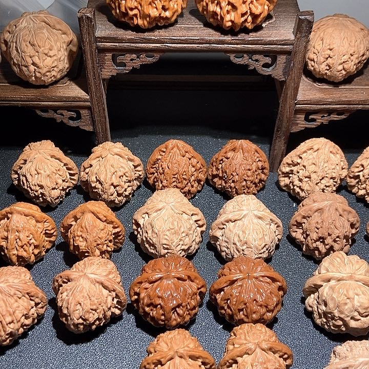 文玩核桃把件不**面文玩