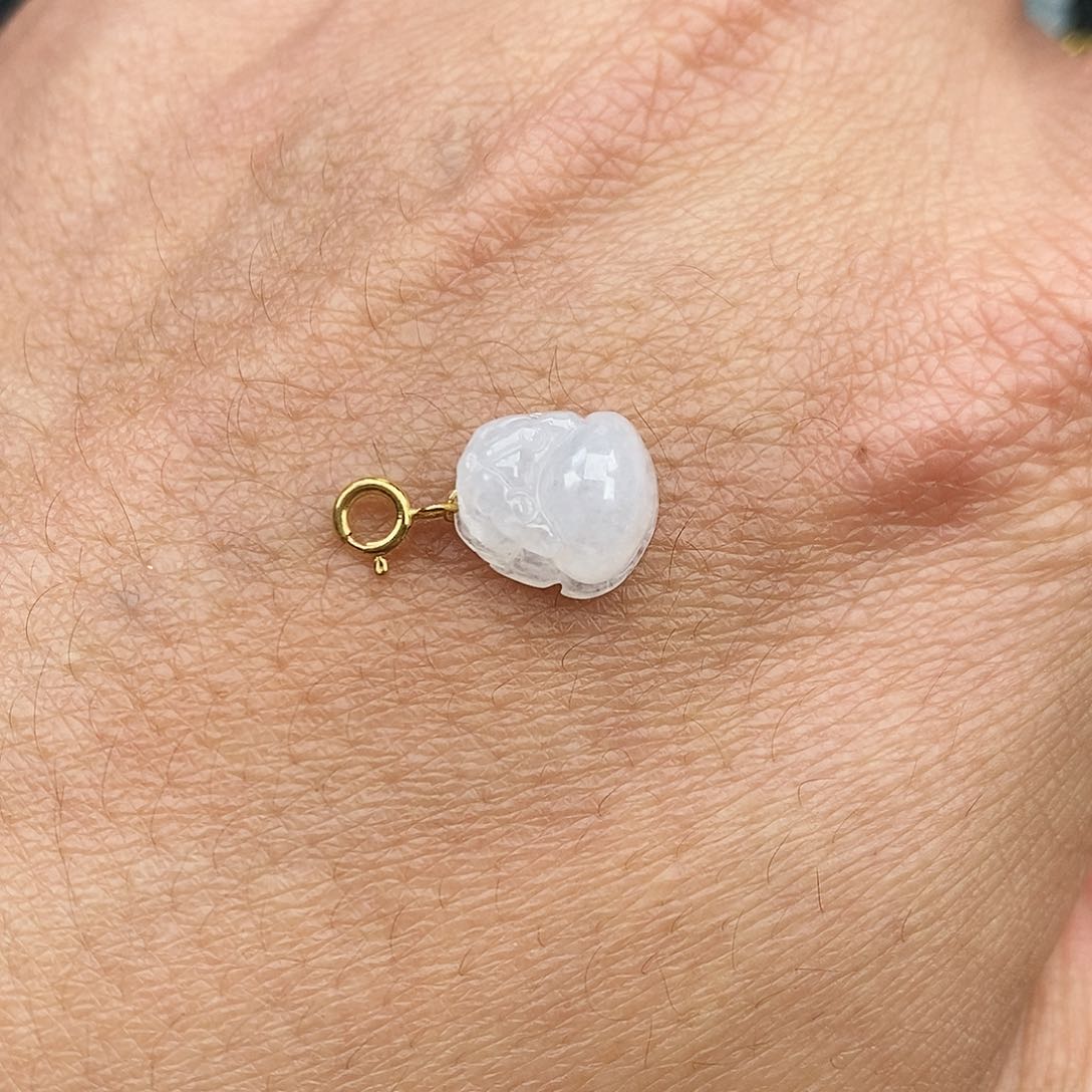 翡翠颈饰18K金镶嵌張*伊貔貅