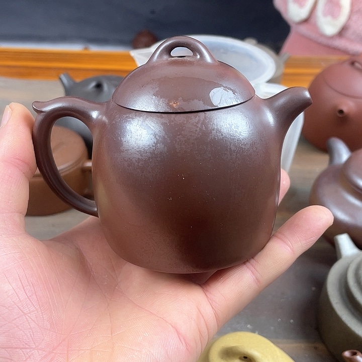 紫砂茶壶处理一把