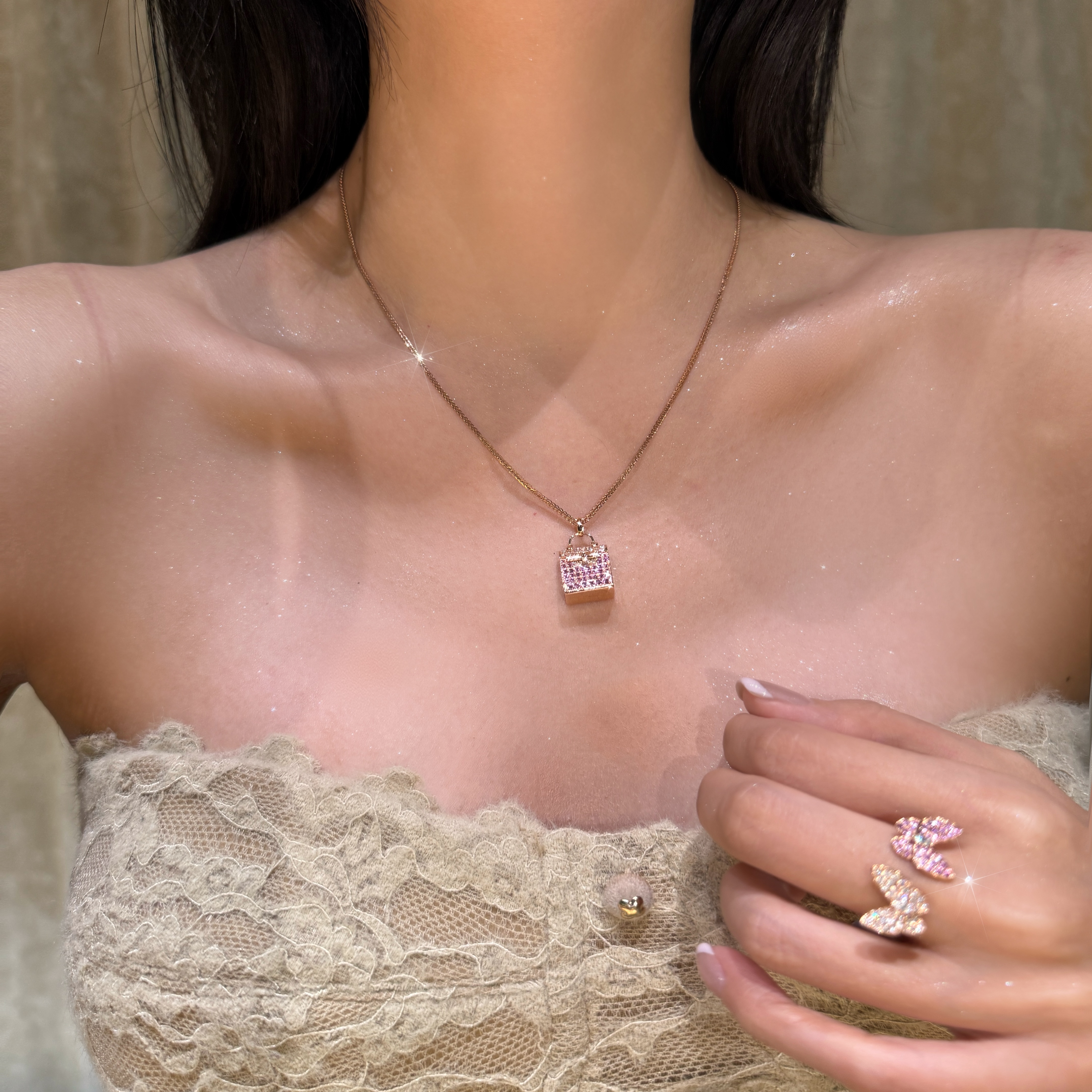 QANNA【大号粉色包包】18K金清新甜美风天然钻石吊坠（不含链）AP