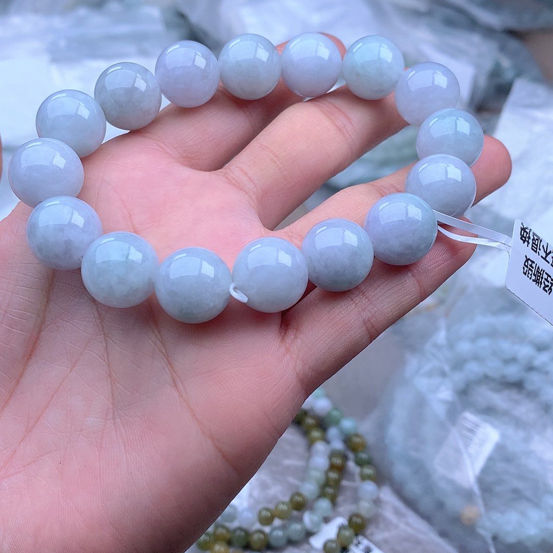 未镶嵌手串定制翡翠