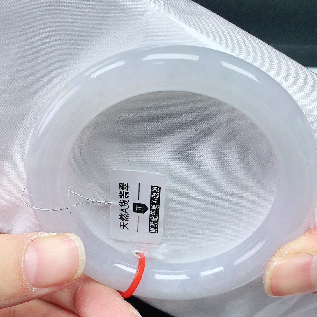 翡翠手镯未镶嵌54+胖