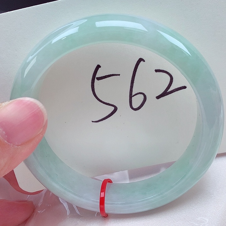 翡翠未镶嵌手镯翡翠