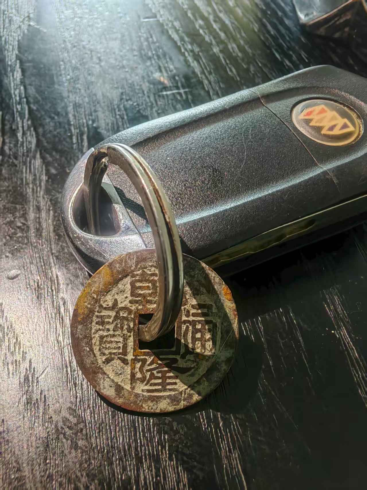 现代工艺品钥匙扣