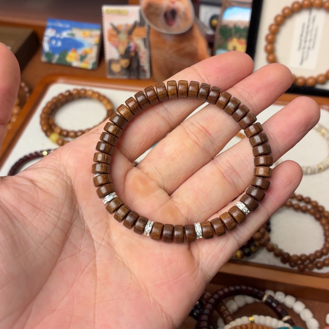 手串/手链贡木多样性