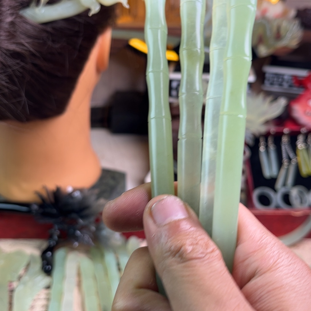 蛇纹石玉未镶嵌发饰白***白