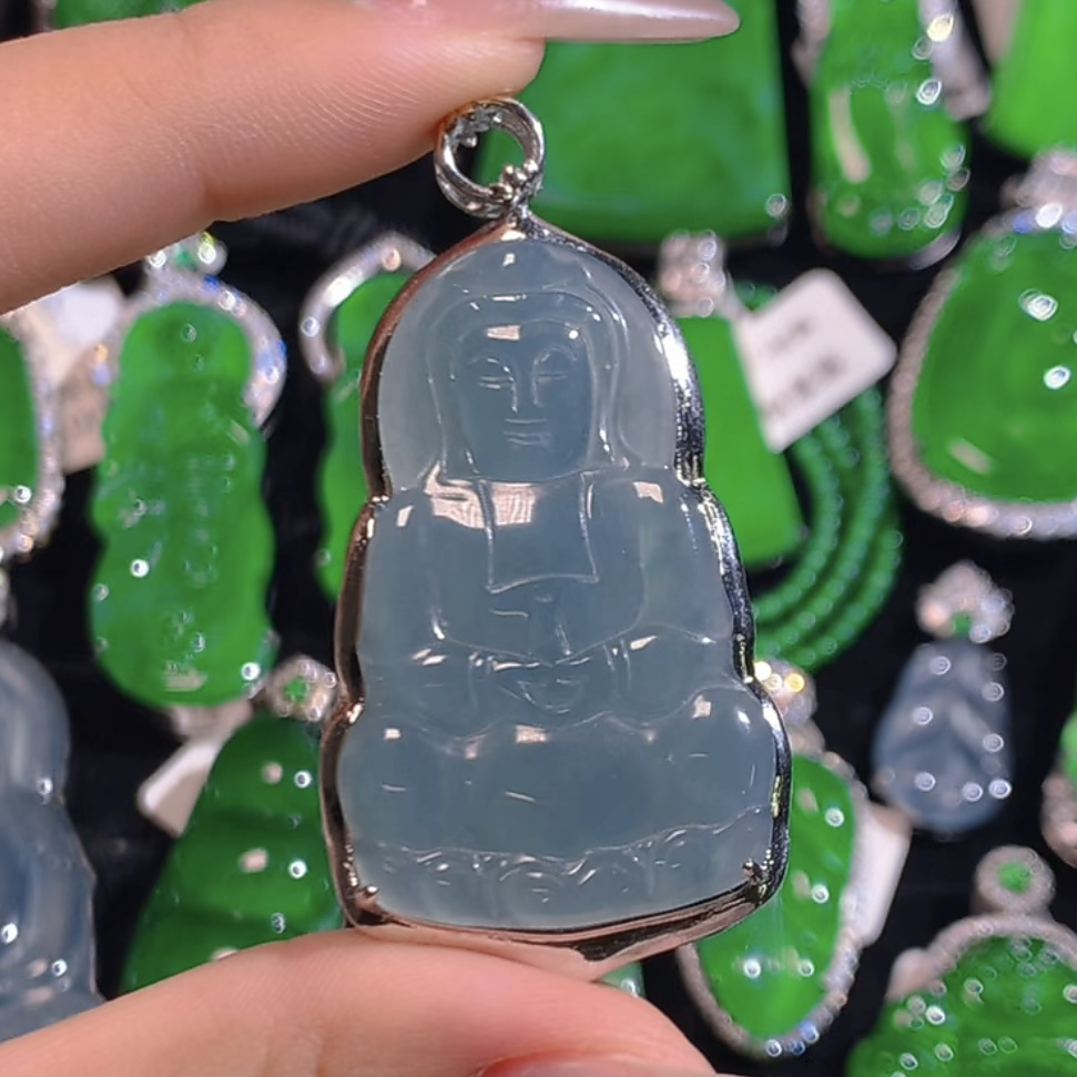 天然翡翠A货吊坠