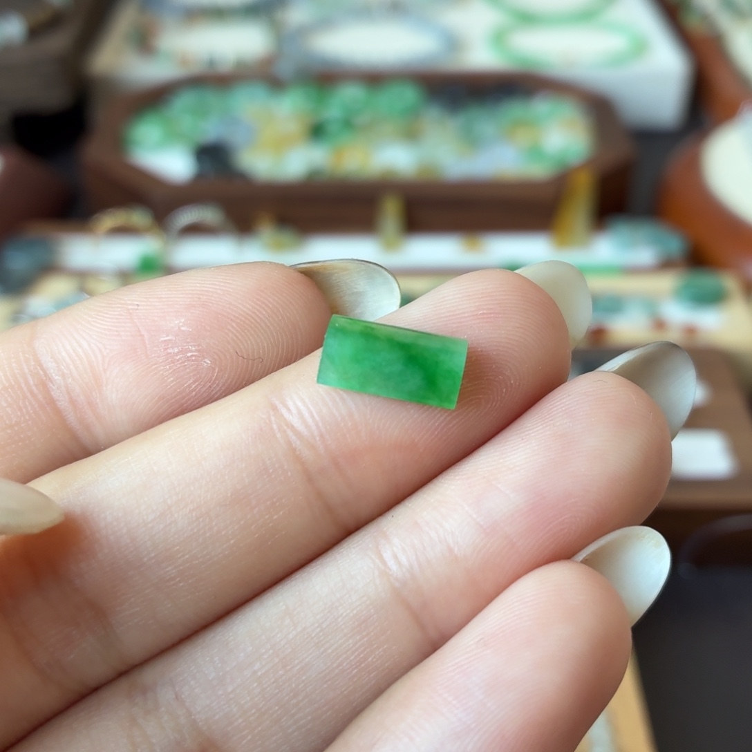 翡翠散珠阳绿灯管
