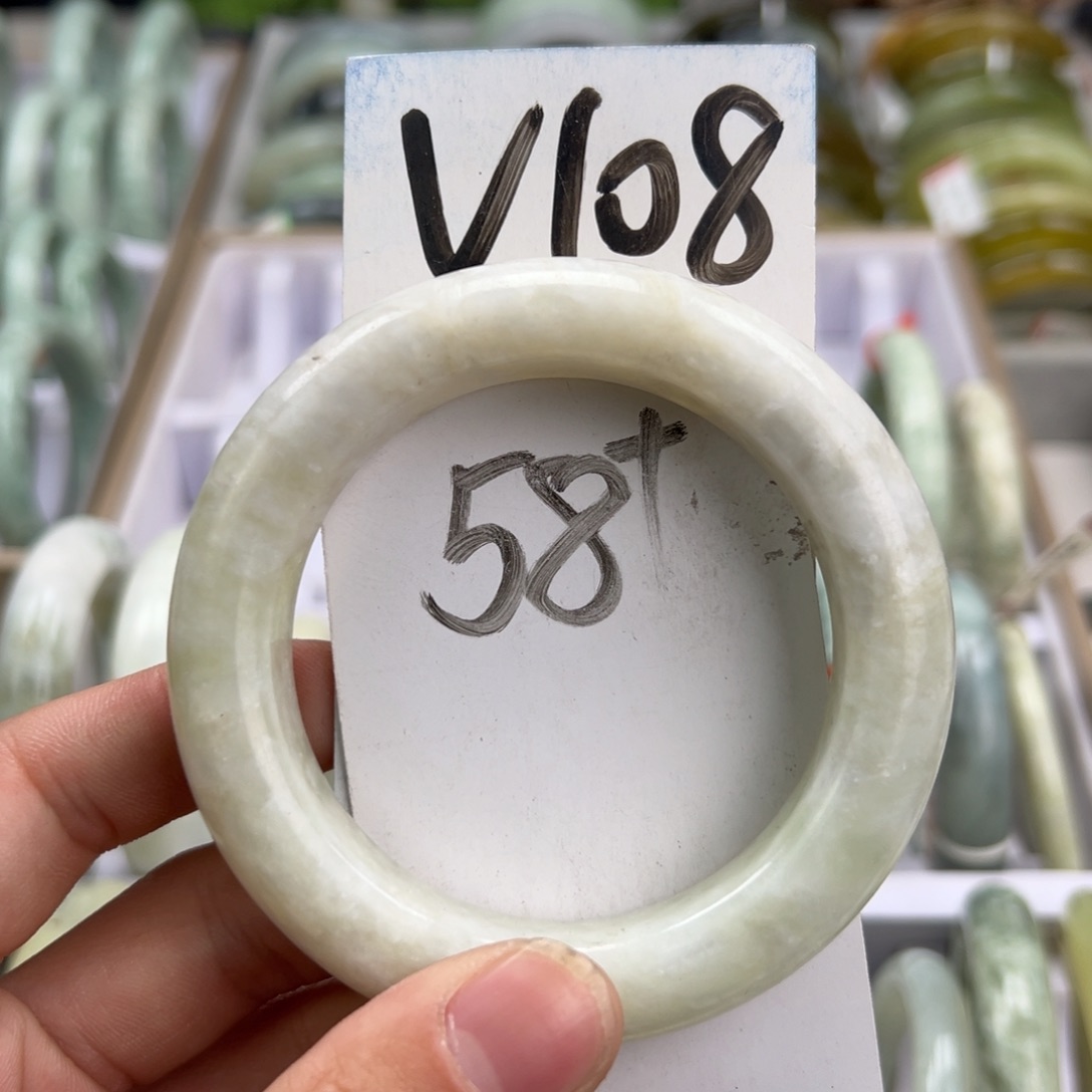 岫玉手镯未镶嵌天然岫玉微瑕