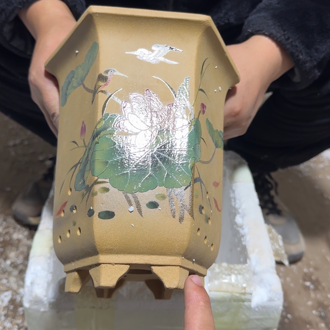 紫砂花盆瑕疵和瑕疵的