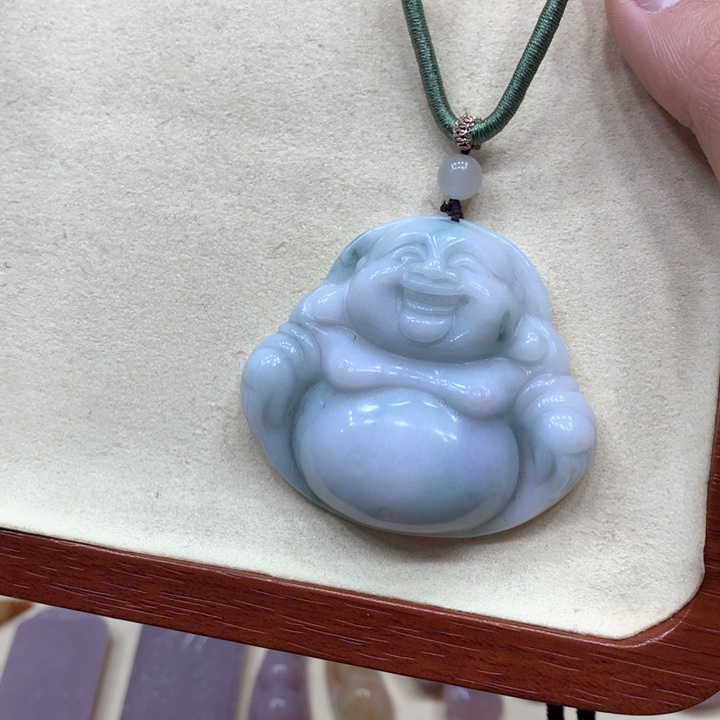 石英质玉颈饰未镶嵌w*?