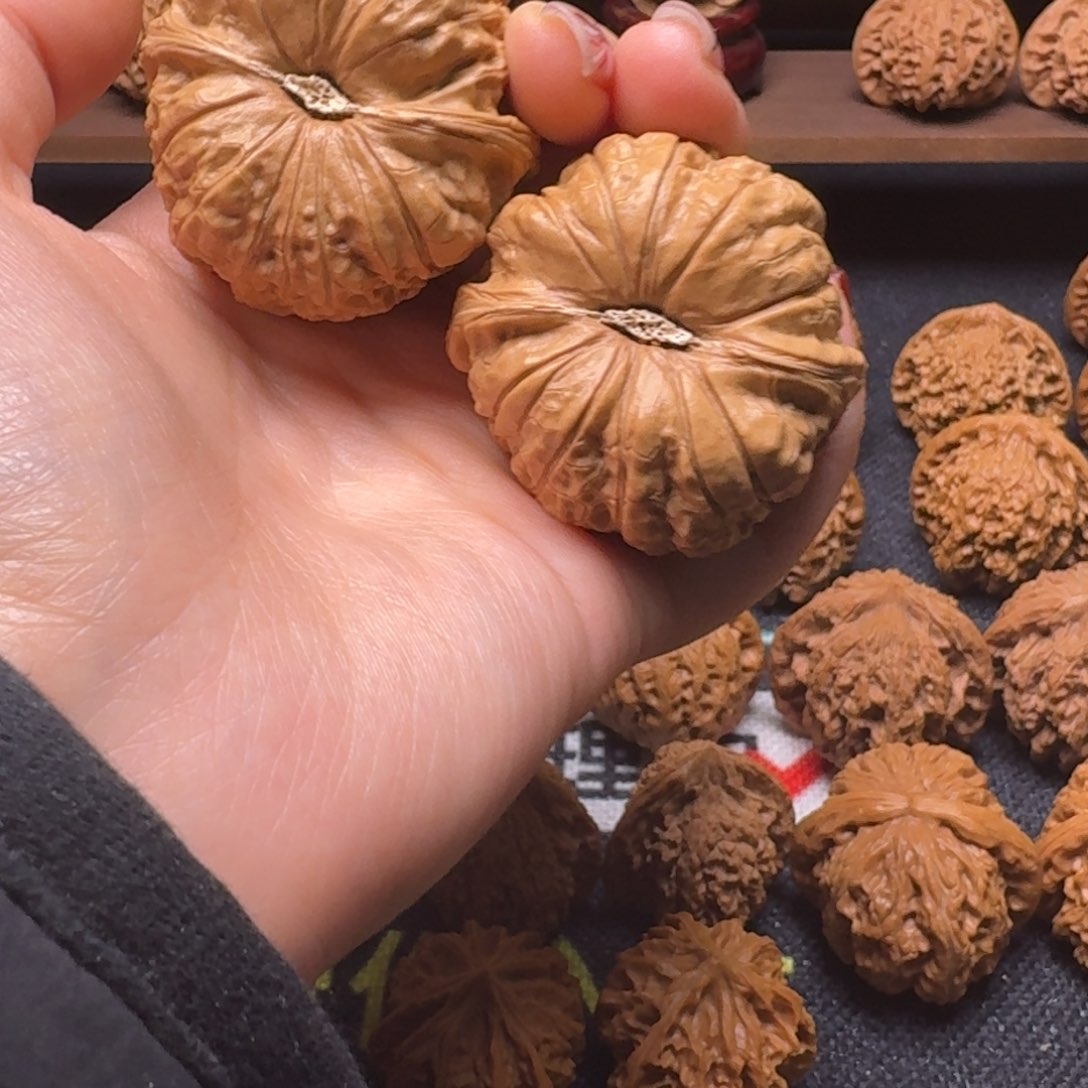 文玩核桃吊坠46南瓜