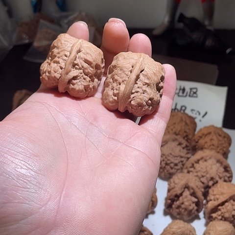 把件文玩核桃哈嘛一根筋