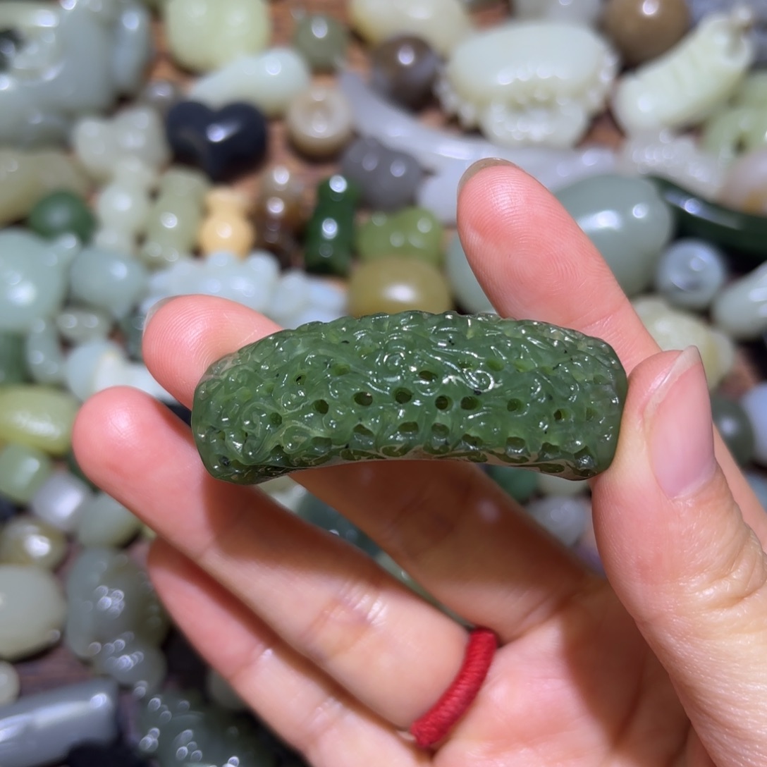 和田玉未镶嵌珠宝半成品