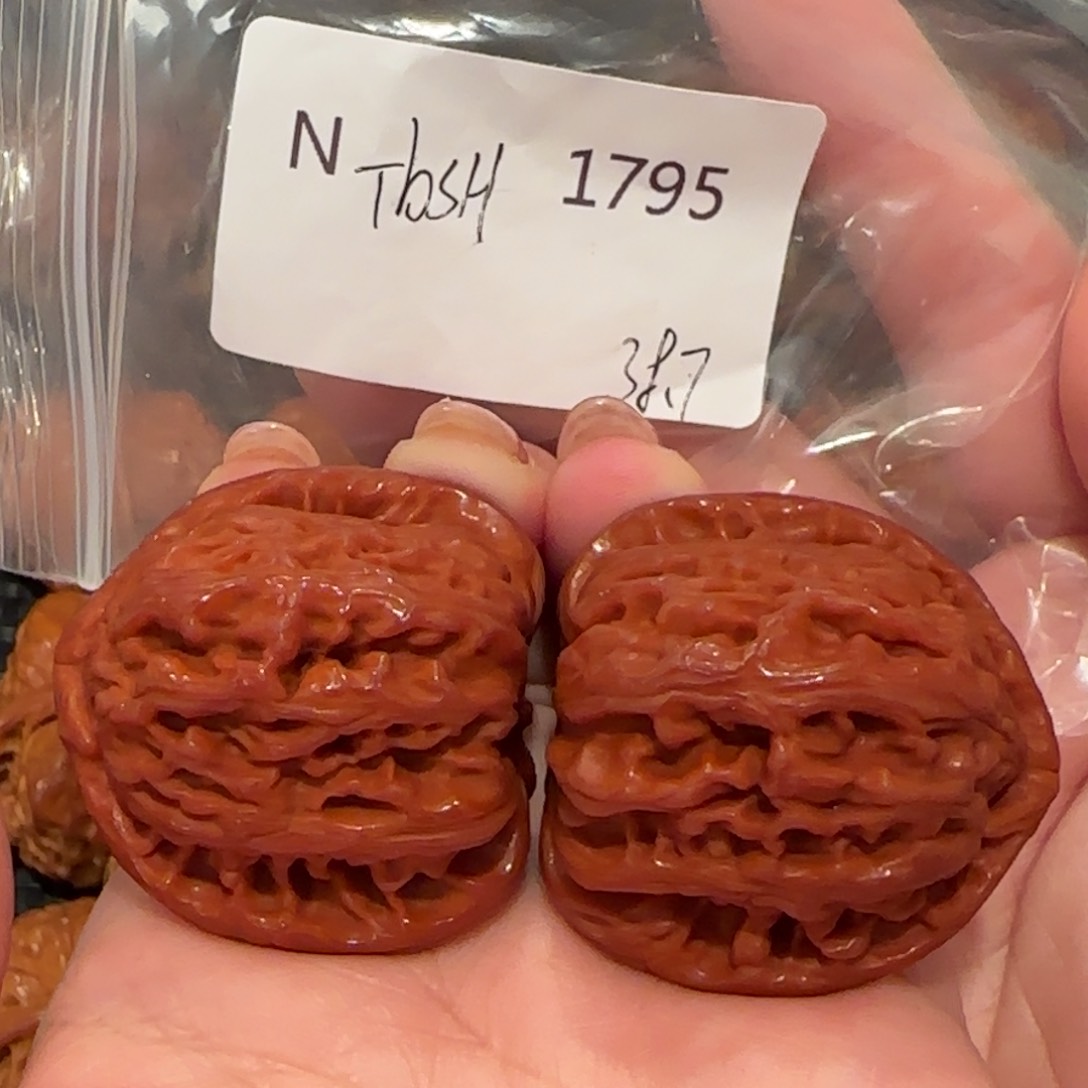 桃核把件小*白狮子38精品