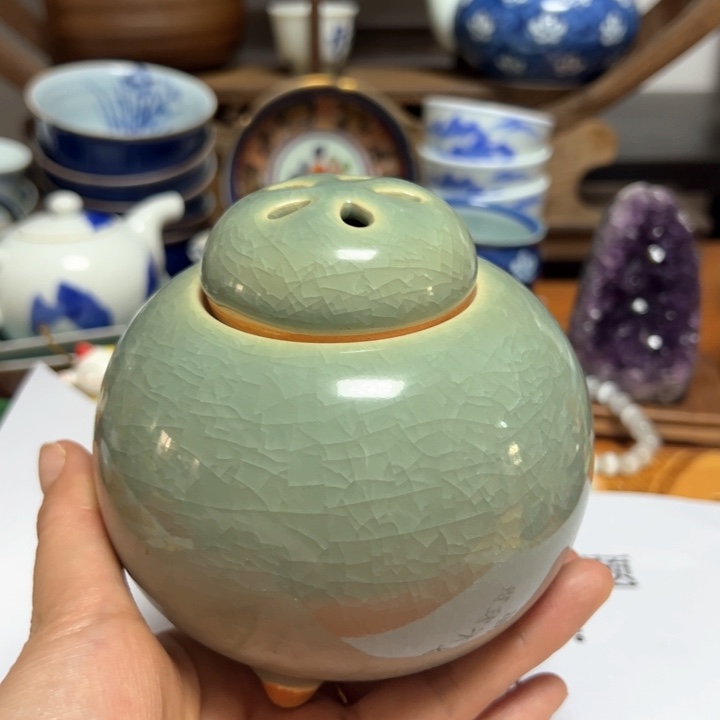 盖碗瓷器直播放漏中