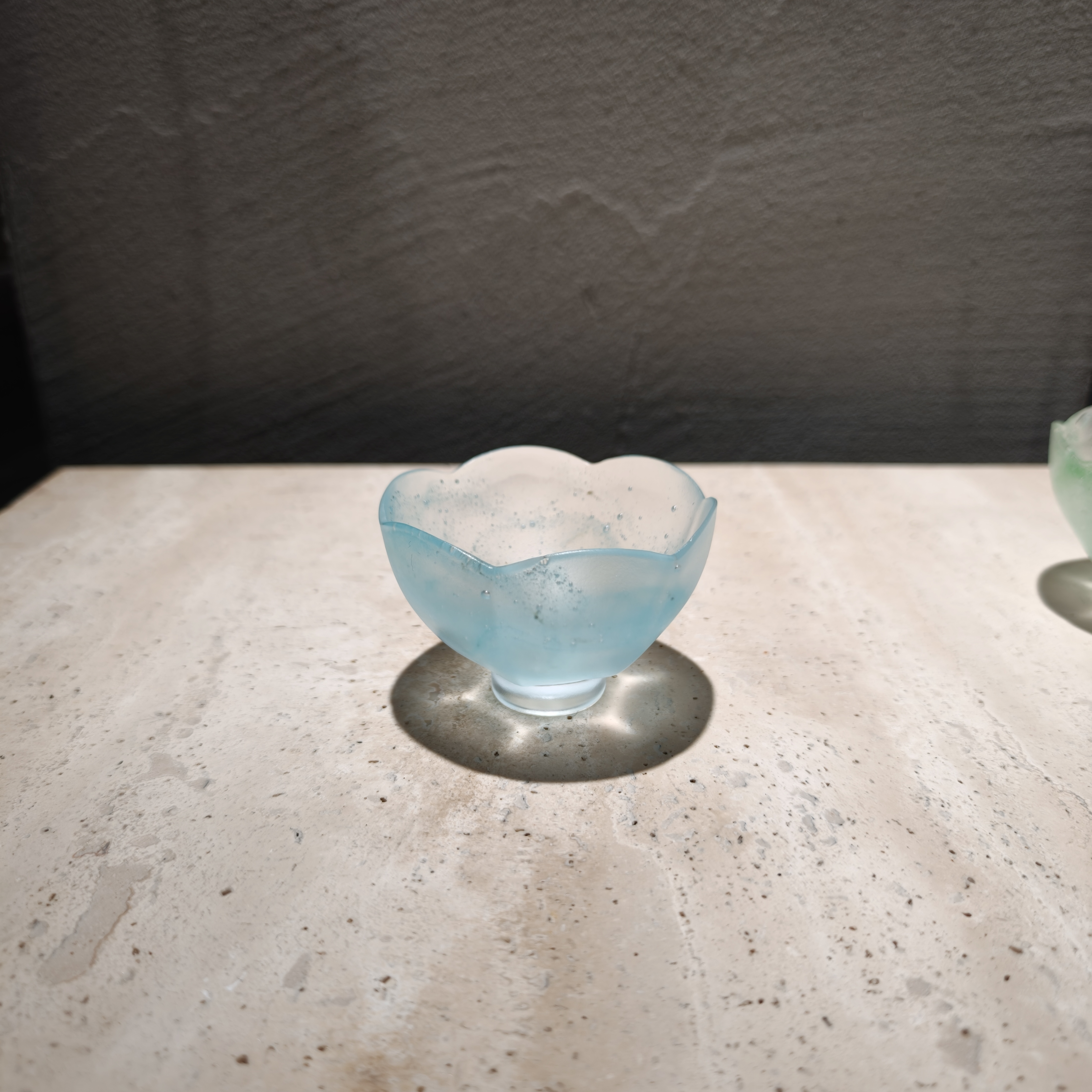 仓一艺术空间【群青花口杯】茶室茶桌中式禅茶水晶琉璃艺术摆件