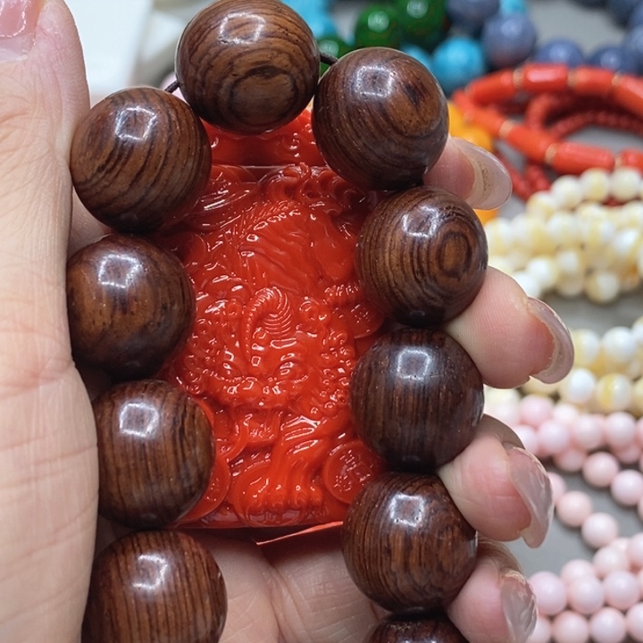 大果紫檀（缅甸花梨）红色麒麟